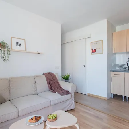 Apartmán Sunshine & Beach Urban Two-bedroom *